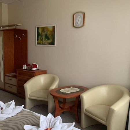Szent Istvan Wellness Panzio Makó Exterior foto