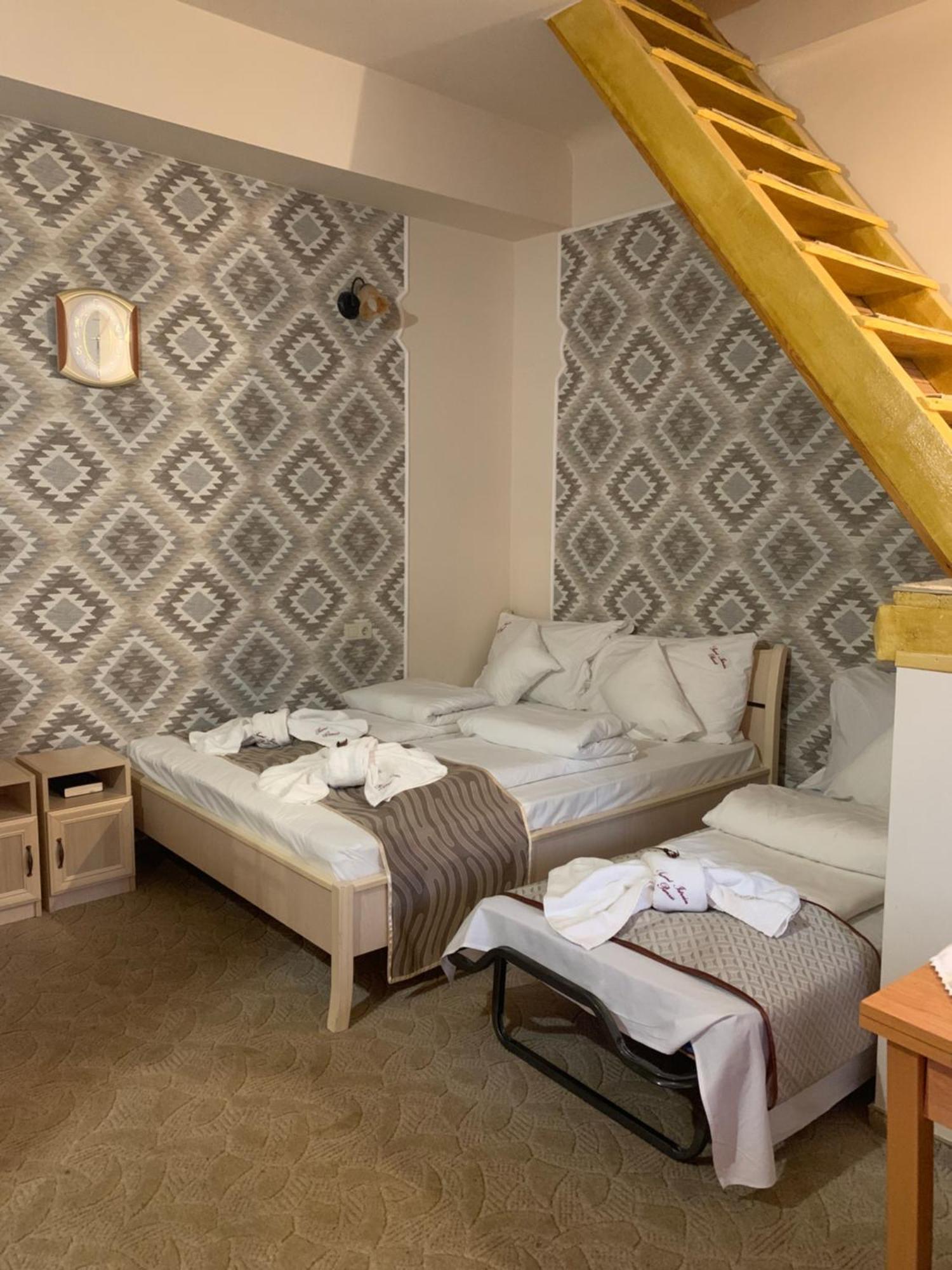 Szent Istvan Wellness Panzio Makó Exterior foto