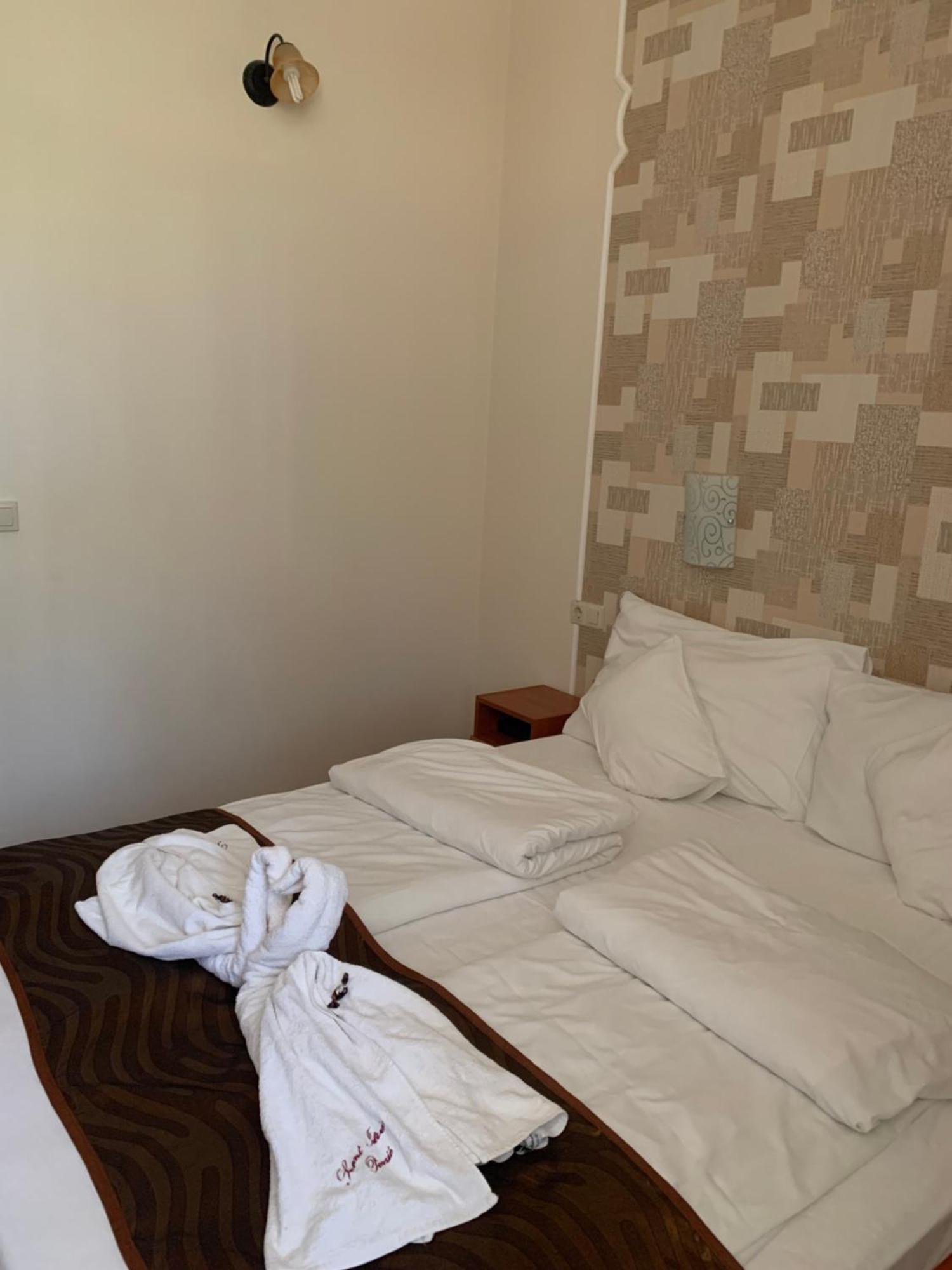 Szent Istvan Wellness Panzio Makó Exterior foto